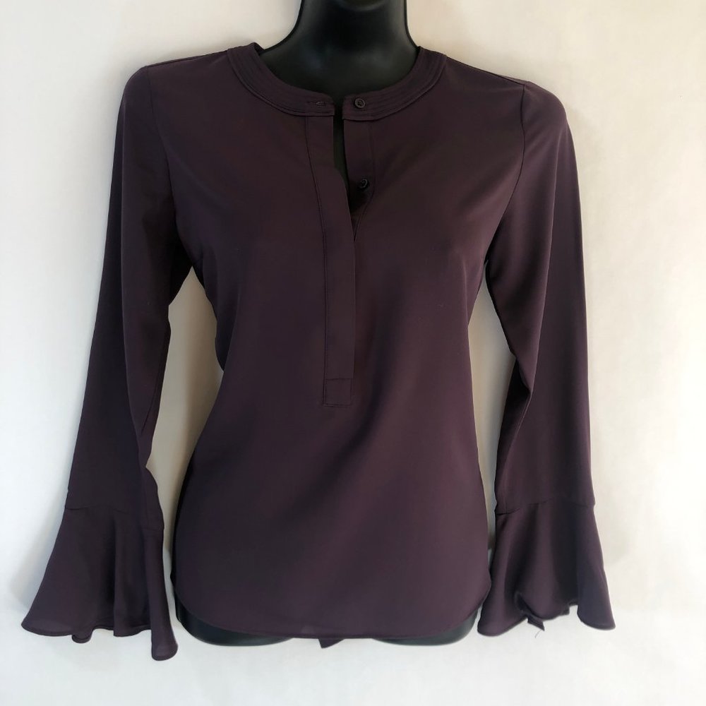 Simply Vera Plum Top w Bell Sleeves